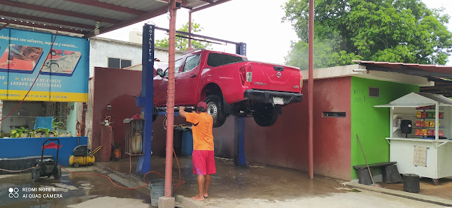 Auto Lavado Rapido Y Brilloso